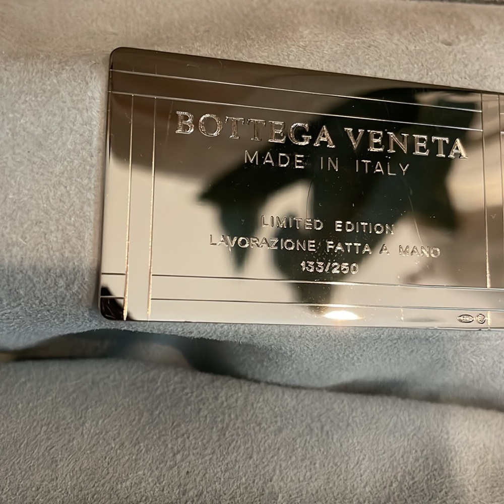 Limited Edition Bottega Veneta Handbag - Picture 13 of 13